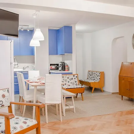 Scandinavian By Citylife Suites